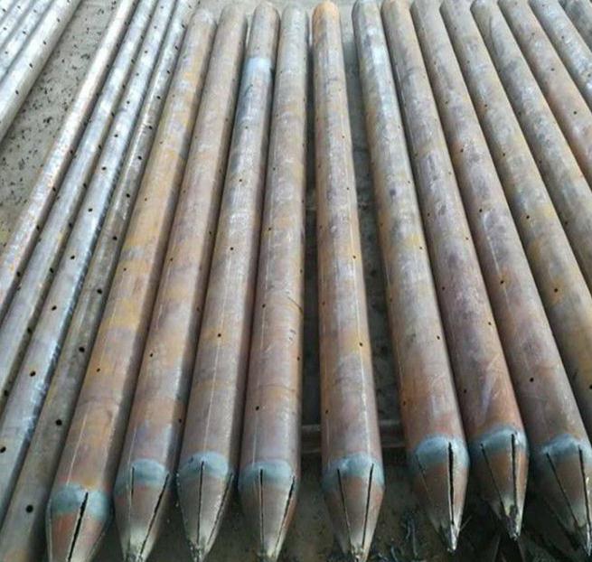 無縫鋼花管.jpg 無縫鋼花管.jpg